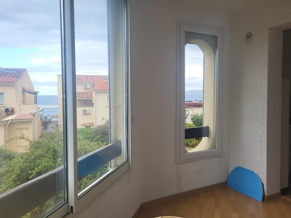 T2 bord de mer Agosta Apartment in Corsica
