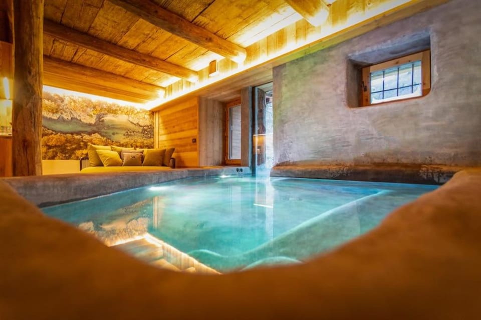 Hot Tub, Pool view, Swimming pool, Swimming pool