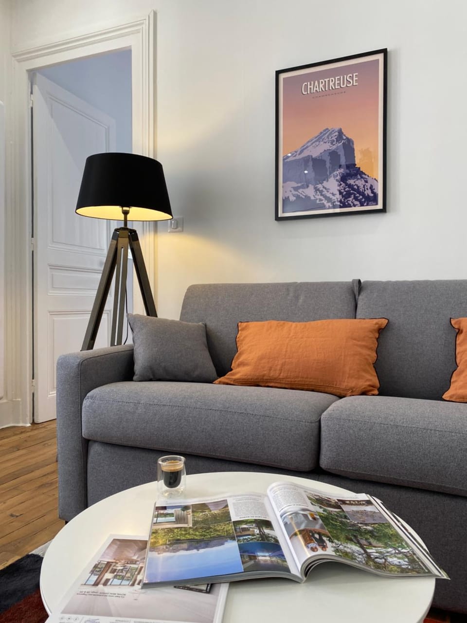 Communal lounge/ TV room