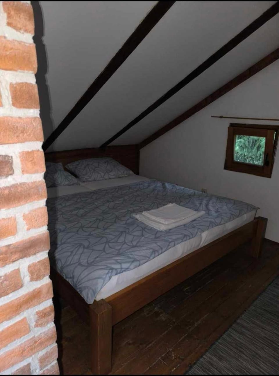 Bed, Floor plan, Bedroom