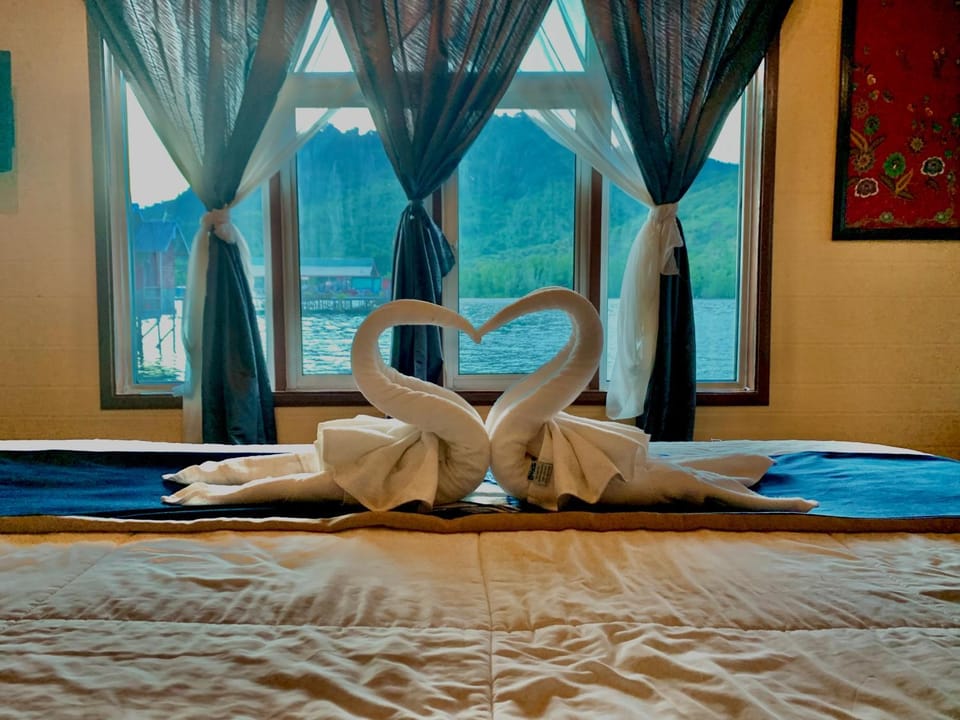 Parapat Water Village Resort Resort in Sabah