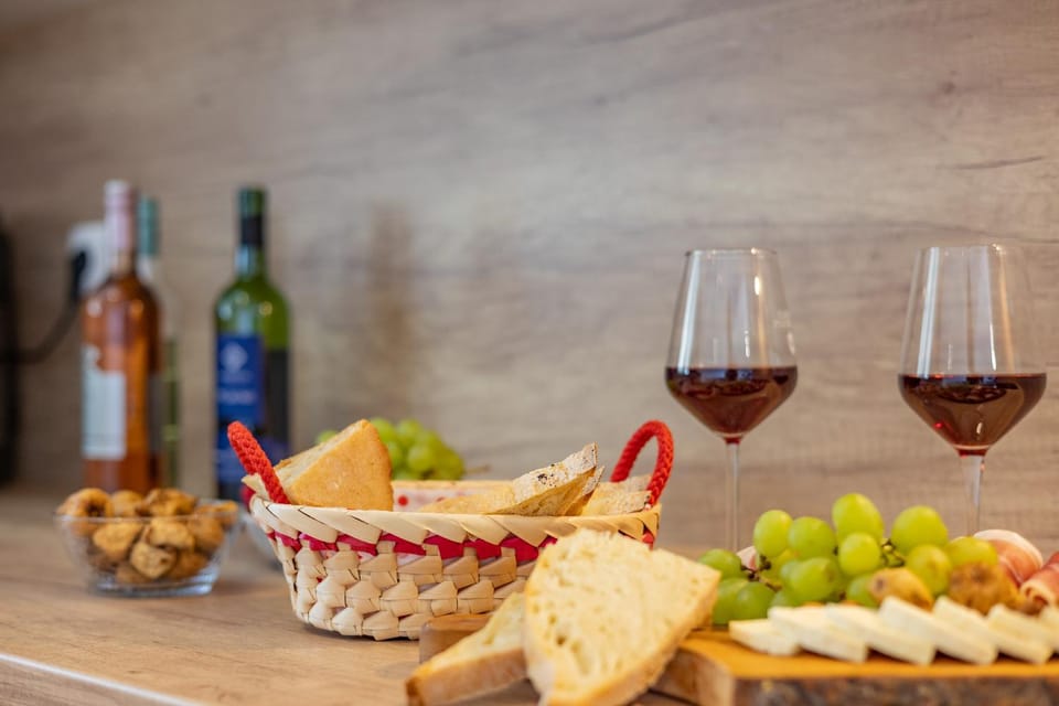 Food and drinks