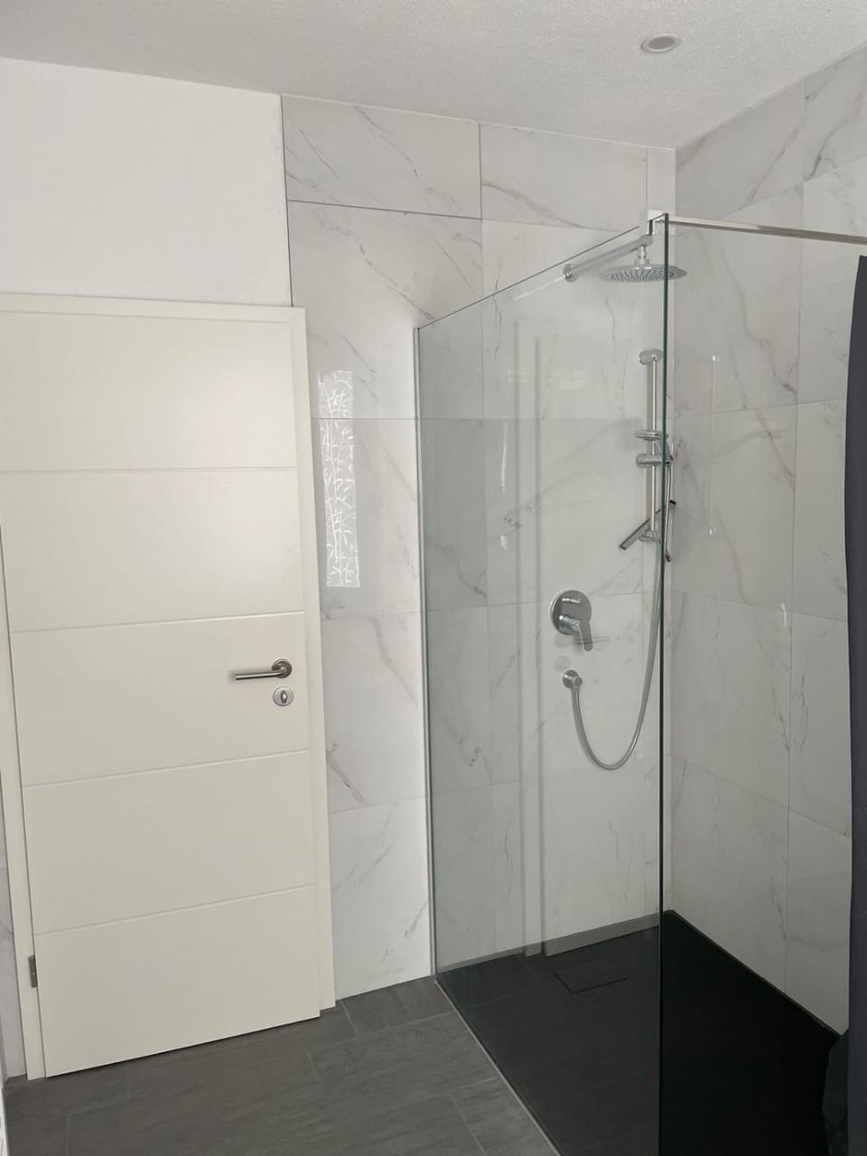 Lakeside Ferienwohnung Apartment in Friedrichshafen