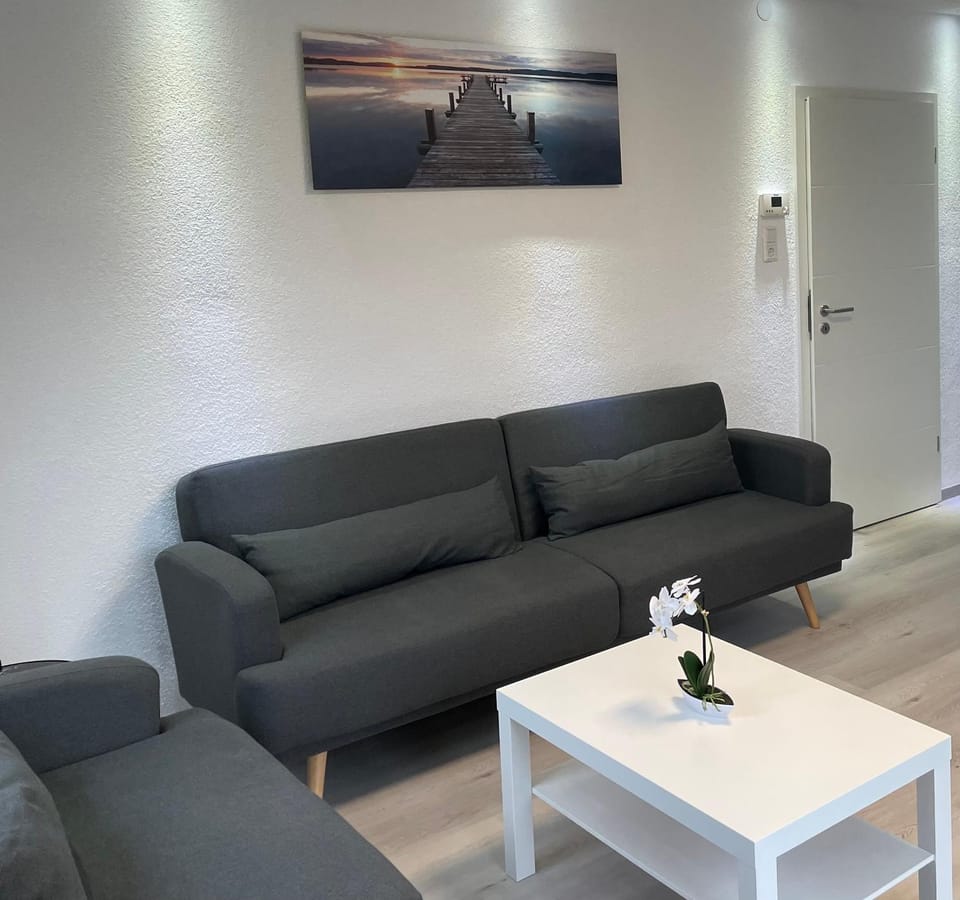 Lakeside Ferienwohnung Apartment in Friedrichshafen