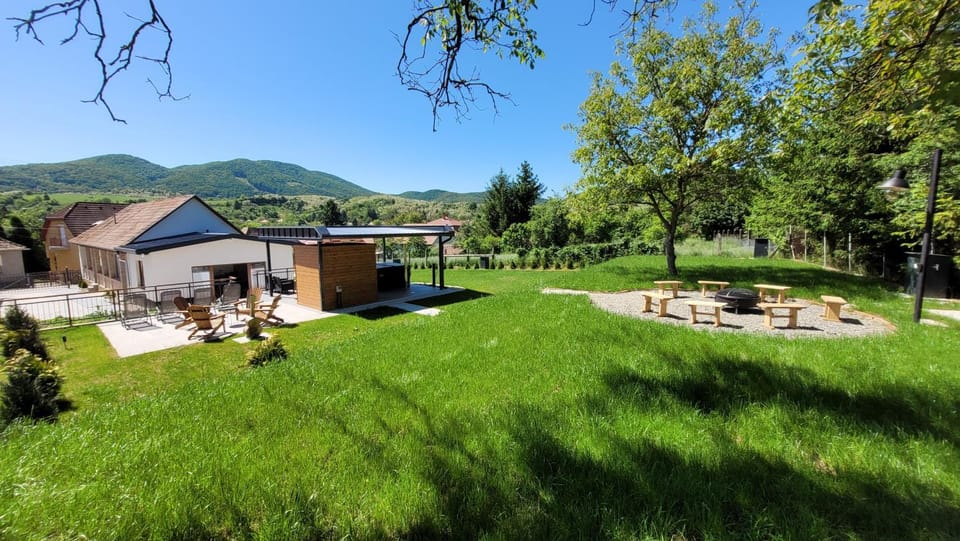 Somos Lux Vendégház Villa in Hungary