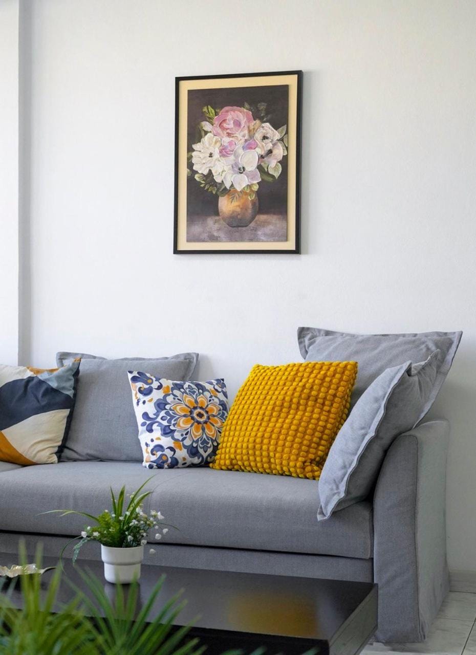 Living room, Decorative detail, Seating area