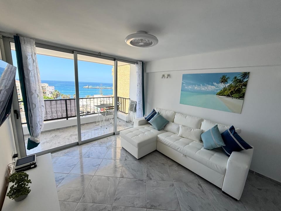 Luxury Ocean View Apartment 6th floor Apartment in Los Cristianos
