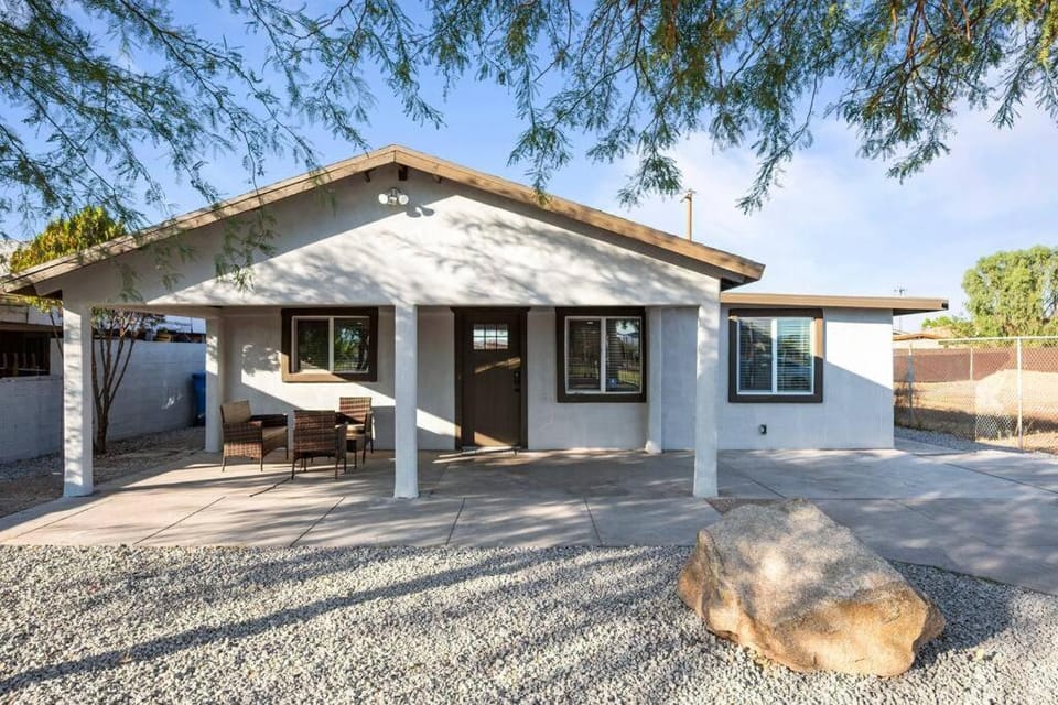 Casita 5 Miles From Downtown Phoenix #B Apartment in Estrella Village