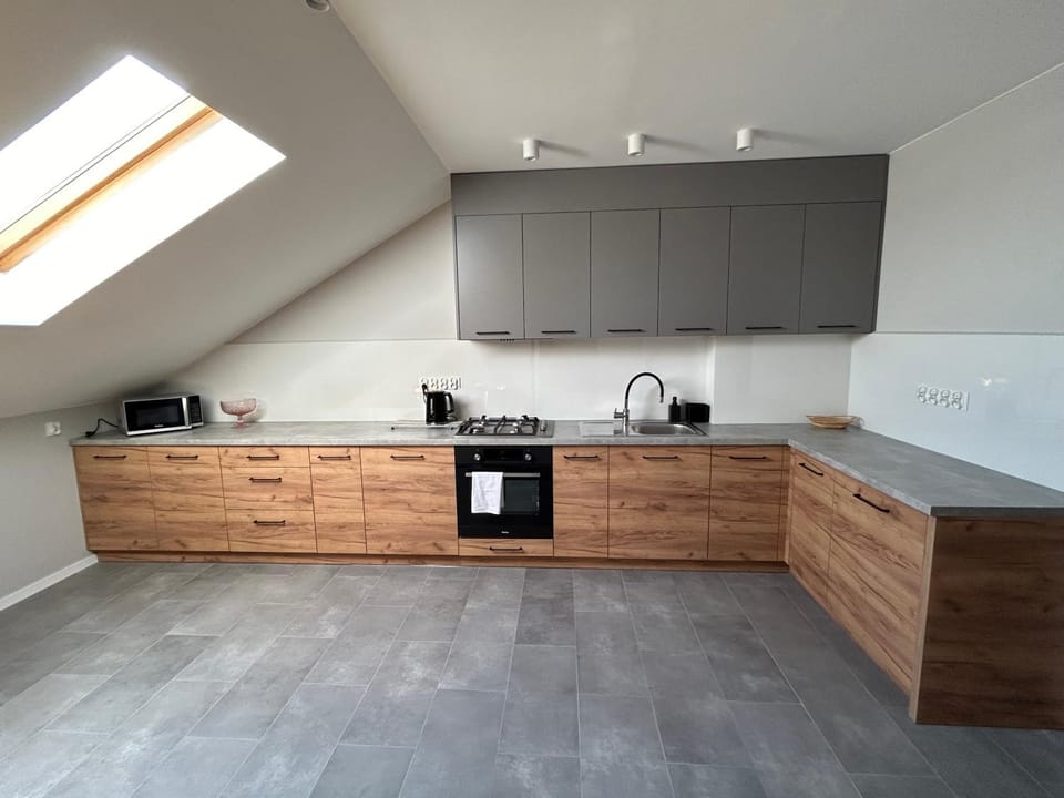 Kitchen or kitchenette, Communal kitchen, microwave, pet friendly, stove, kitchen