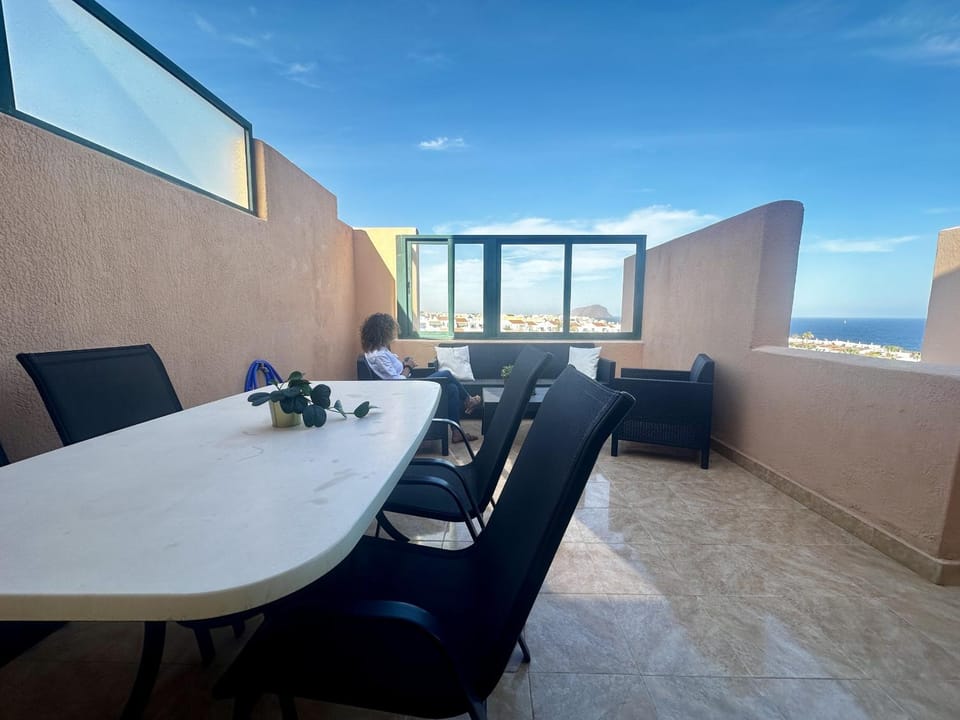 Terrace of Peace view over the Ocean Apartment in Abona