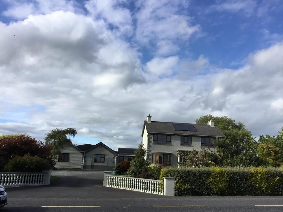 Carrigadaggen Lodge Bed and Breakfast in Ireland
