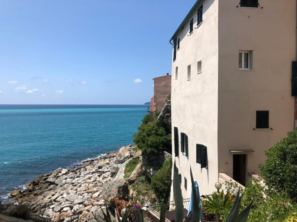 Property building, Sea view