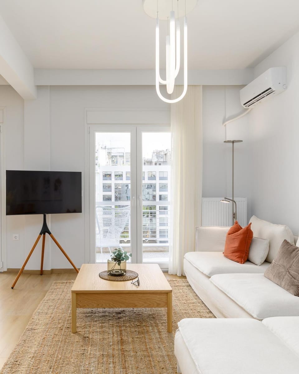 TV and multimedia, Living room, Seating area