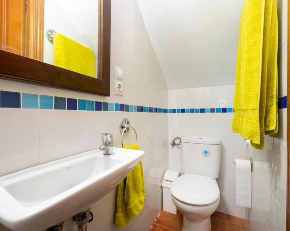 Shower, Toilet