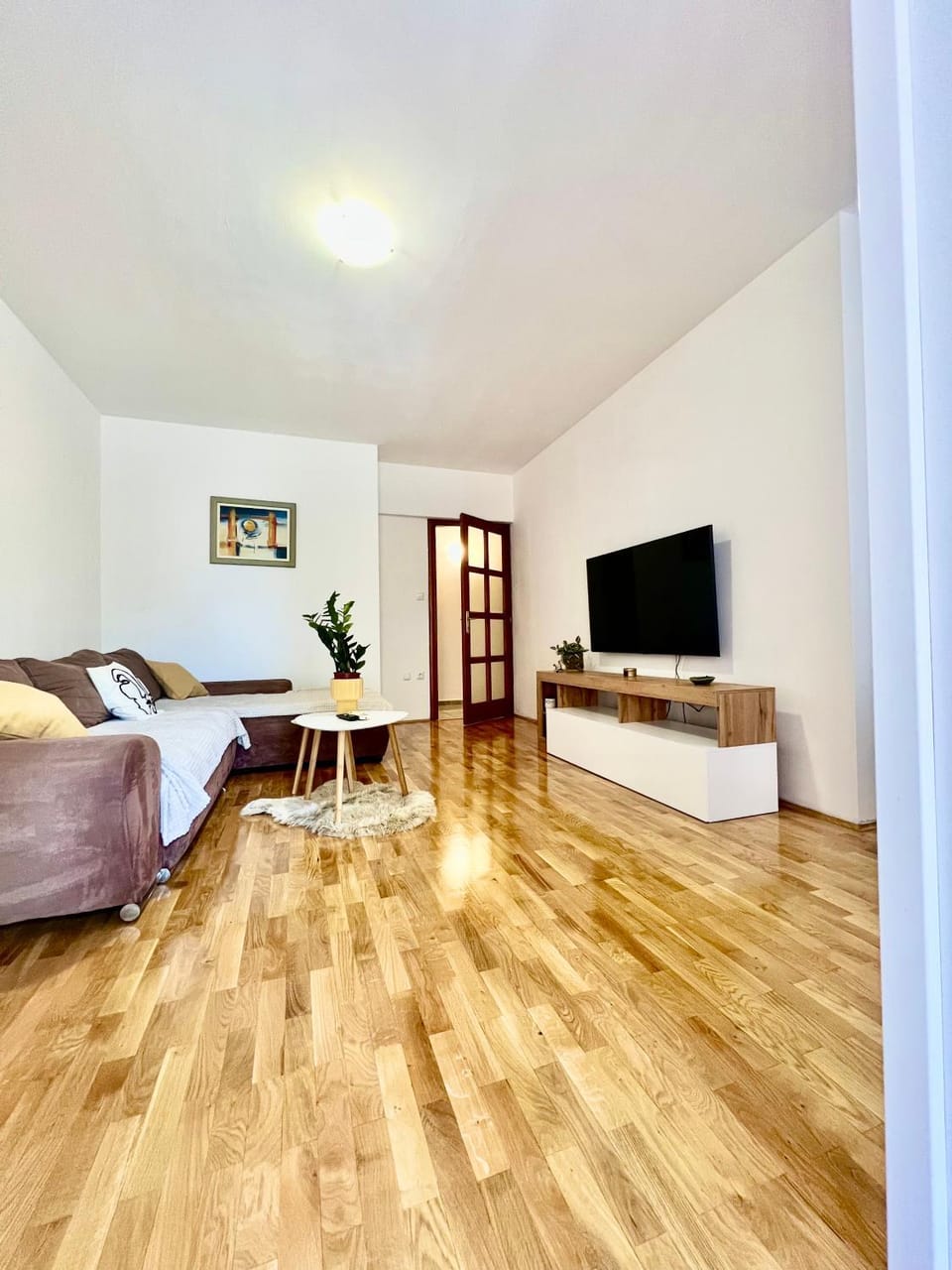 Communal lounge/ TV room, TV and multimedia, Living room, Seating area