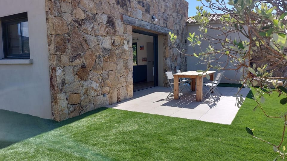 Garden, Garden view