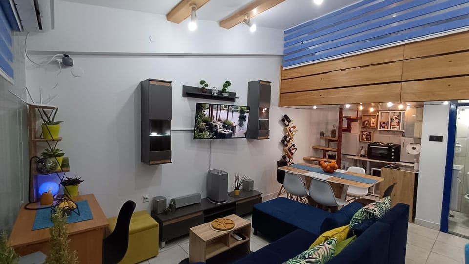 Nitro Inn 1 Premium Cozy - Wine Tasting - Souvenir - Art Gallery - Private Guided Tours - Relaxing - Romantic Apartment in Skopje