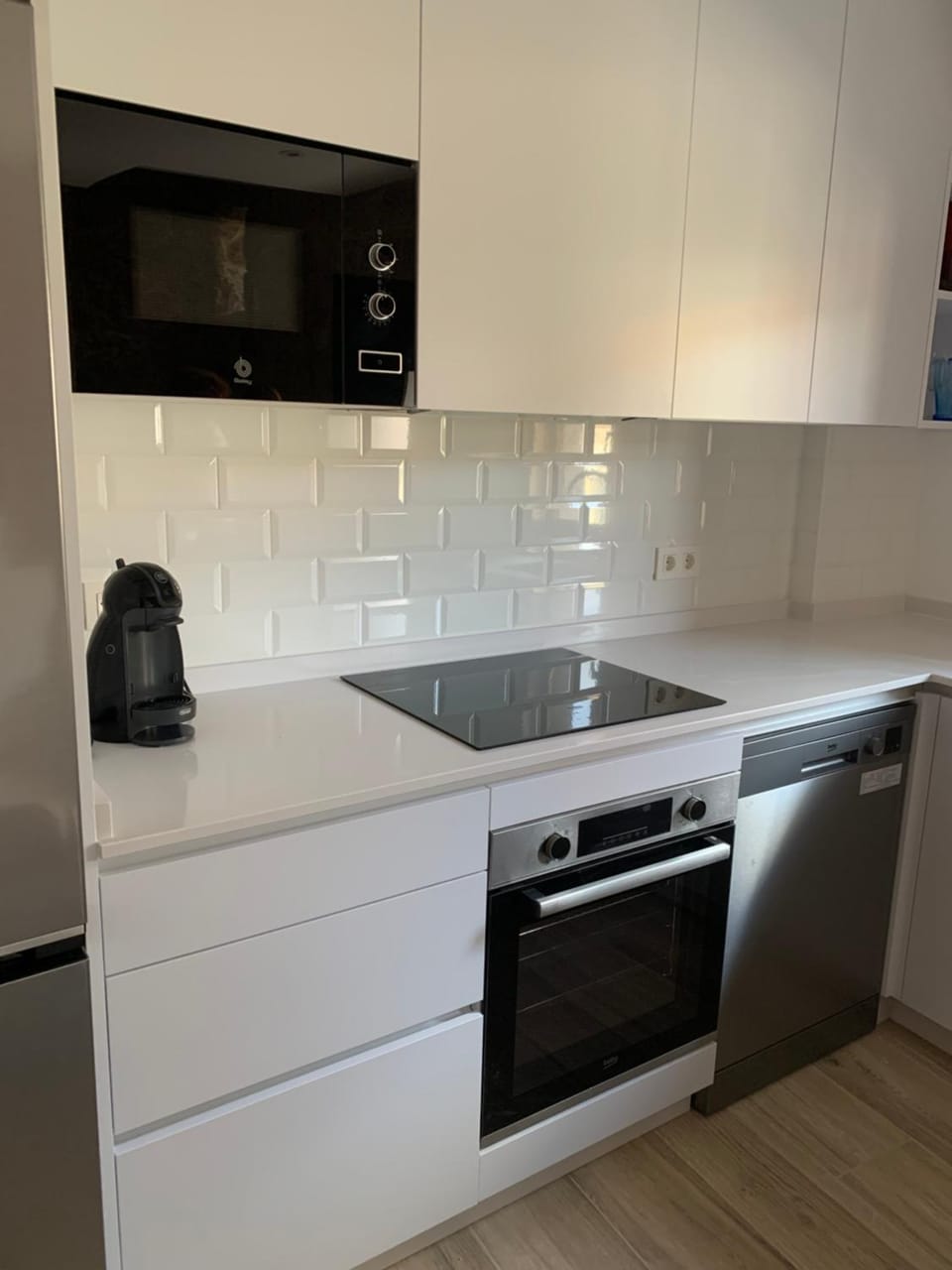 Coffee/tea facilities, Kitchen or kitchenette, dishwasher, microwave, pet friendly, stove, toaster