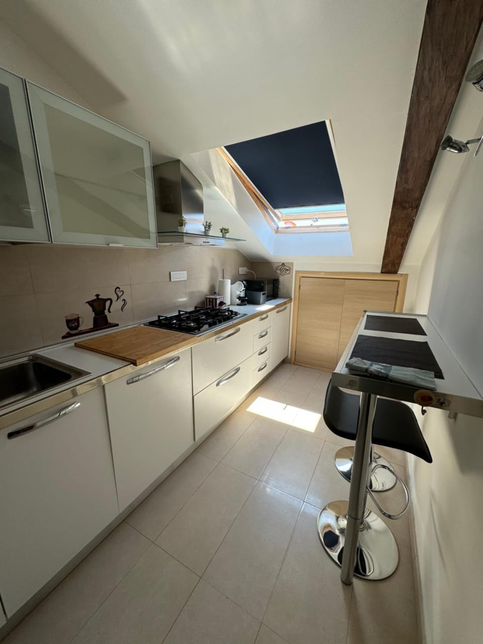 Kitchen or kitchenette, stove