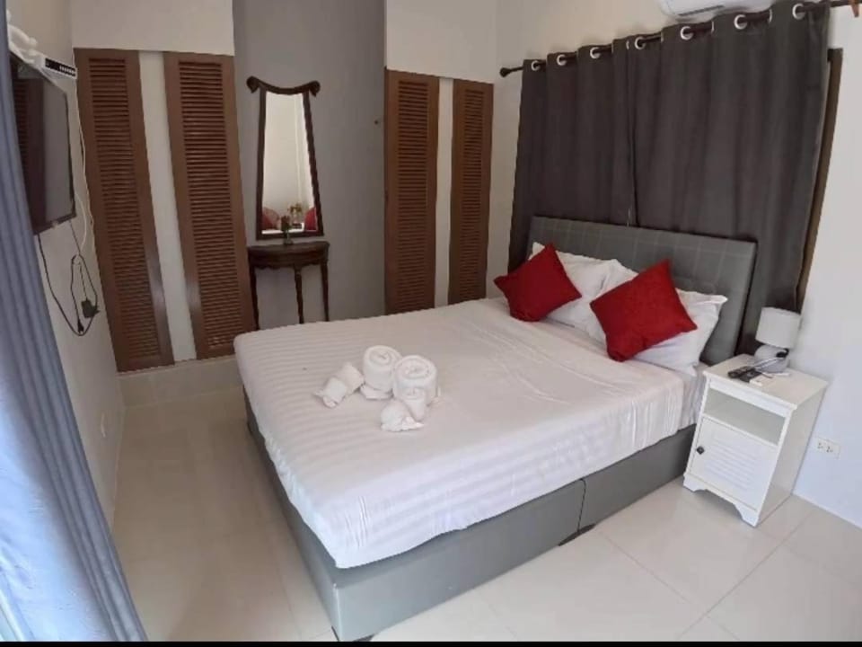 Phalaburi resort by dreamhouse House in Chon Buri Changwat
