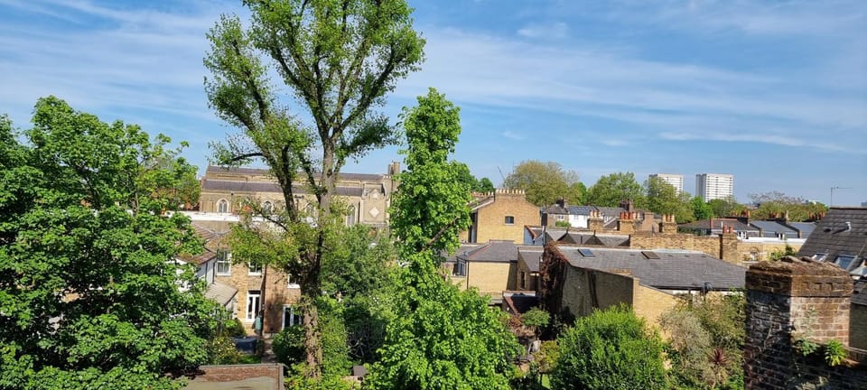 Eco View 1 Bed Apartment - 3 mins walk Mile End Station-Queen Mary University-Hospital Apartment in London Borough of Hackney