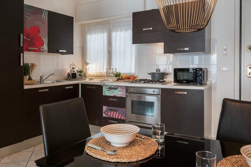 56 direttamente sul mare - red tropical Apartment in Diano Marina