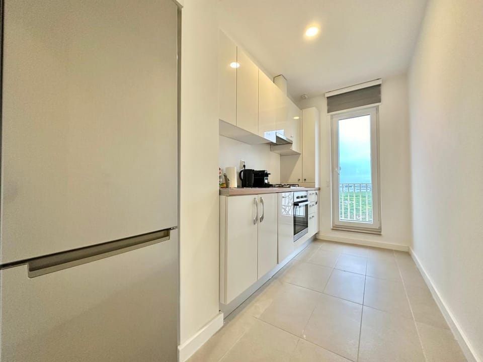 dishwasher, pet friendly, stove