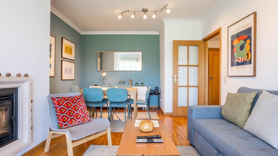 Infante Cozy 1BR w Parking by LovelyStay Apartment in Vila Nova de Gaia