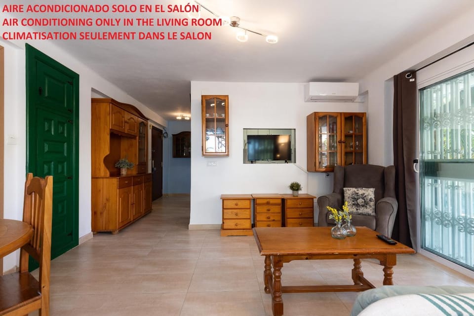 TV and multimedia, Living room, air conditioner