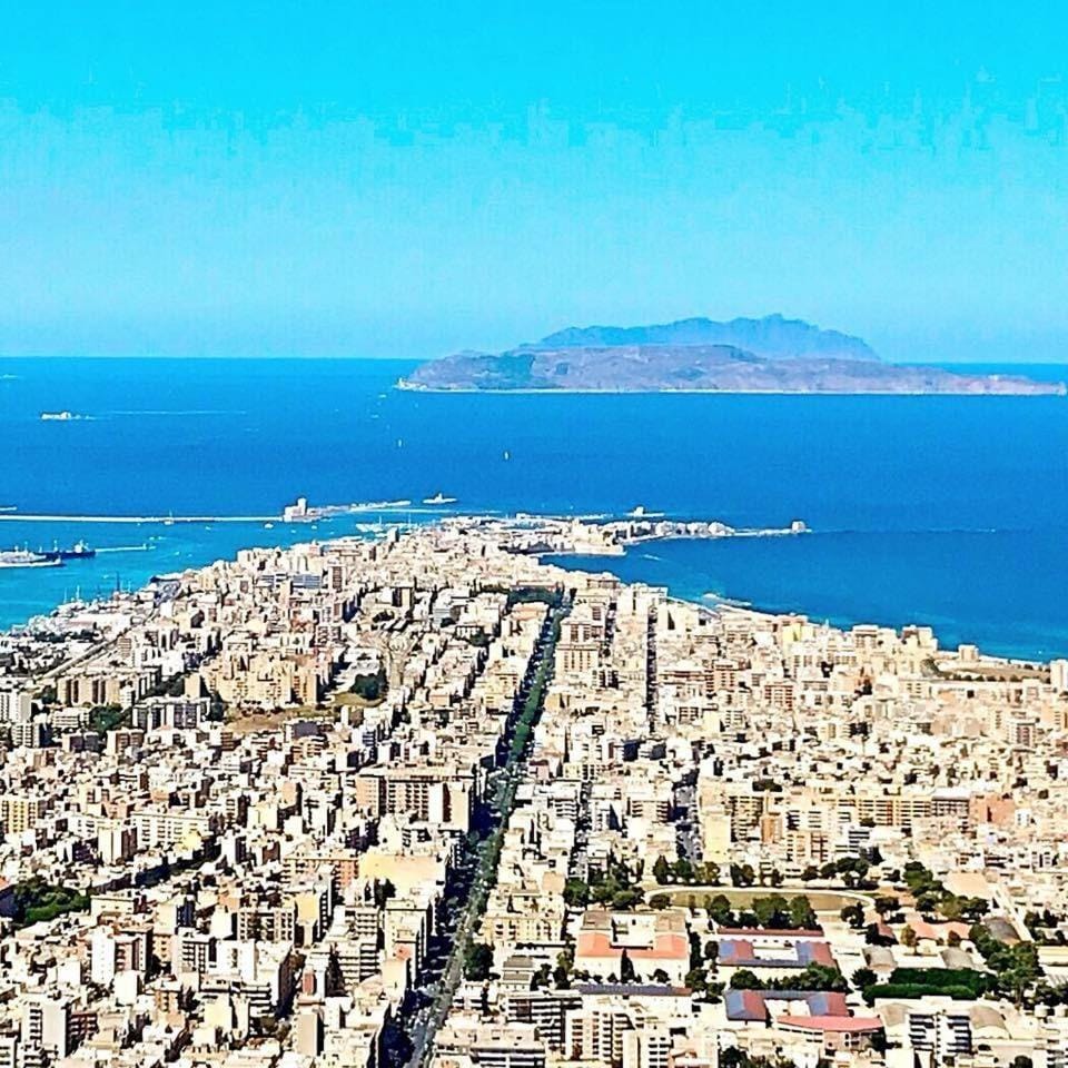 Nearby landmark, Day, Natural landscape, Bird's eye view, City view, Mountain view, Sea view