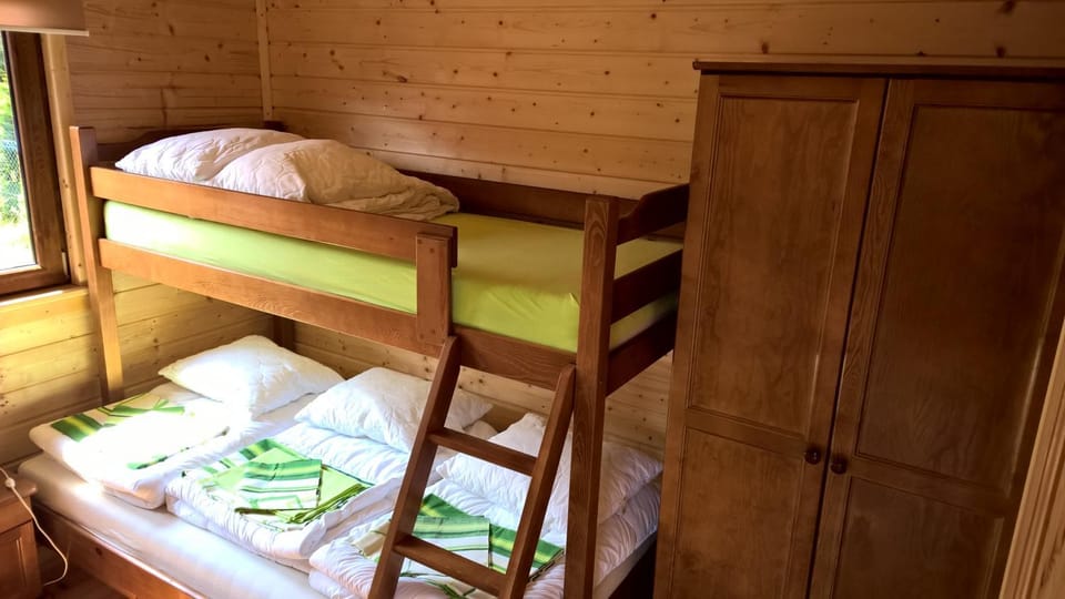 Photo of the whole room, Bedroom, bunk bed, wardrobe