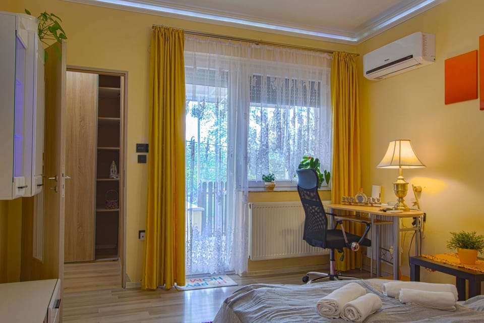Outdoor Adventure Smart Riverside Pet Friendly Apartment in Budapest