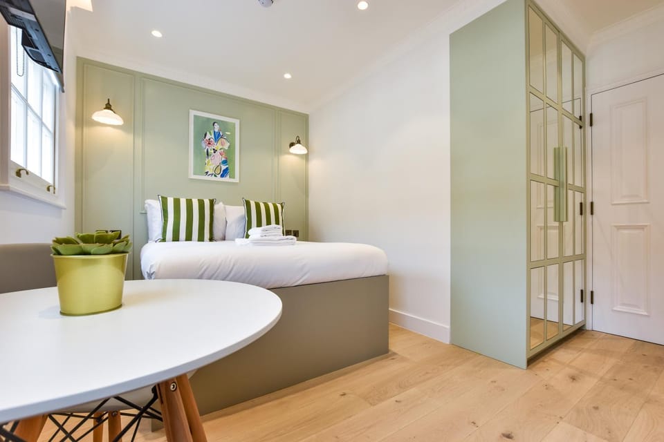 Bed, Bedroom, wardrobe