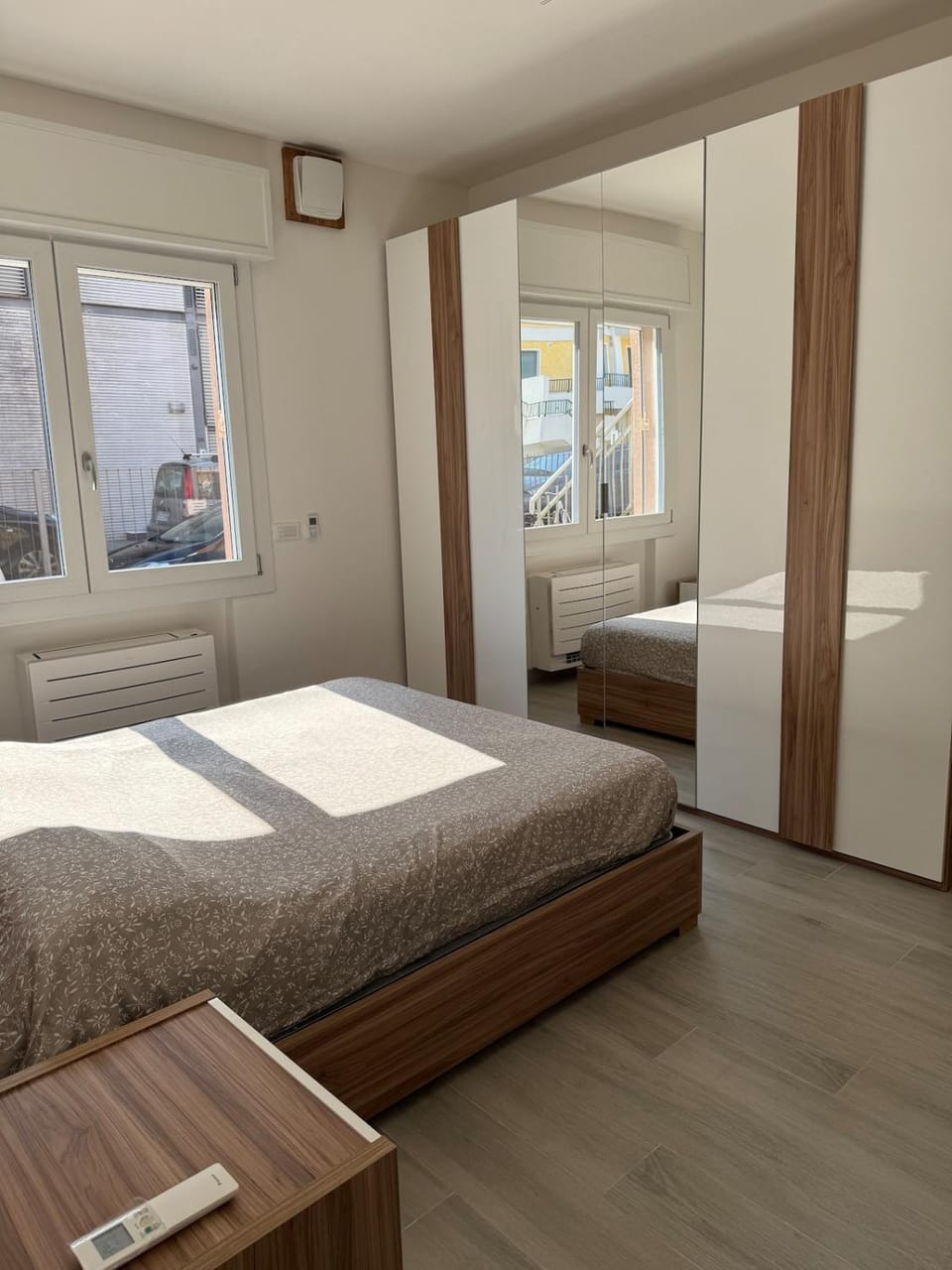 Bed, Photo of the whole room, Bedroom, wardrobe