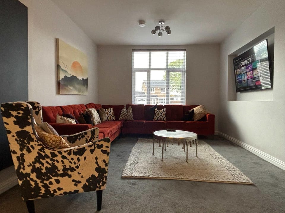 TV and multimedia, Living room, Seating area