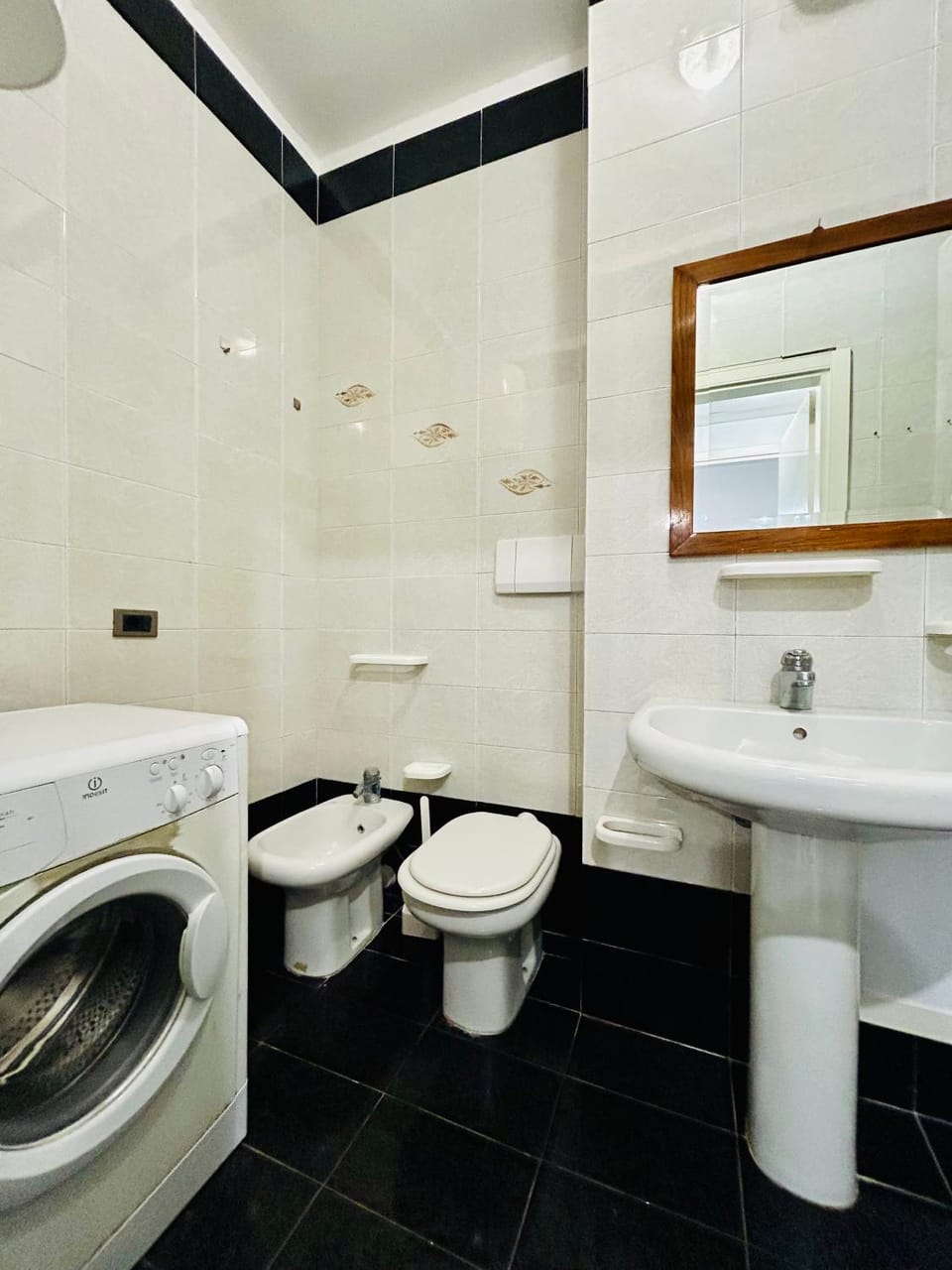 Shower, Toilet, Bathroom, bidet, washing machine