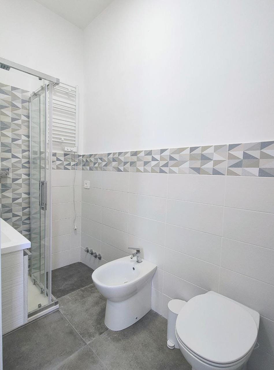 Shower, Toilet, Bathroom, bidet