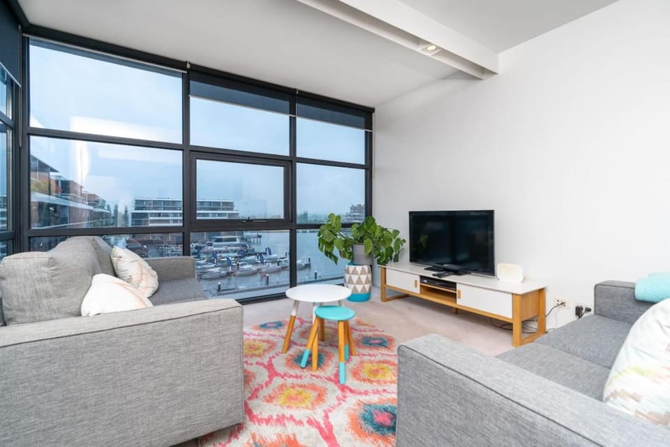 Communal lounge/ TV room, View (from property/room), Living room