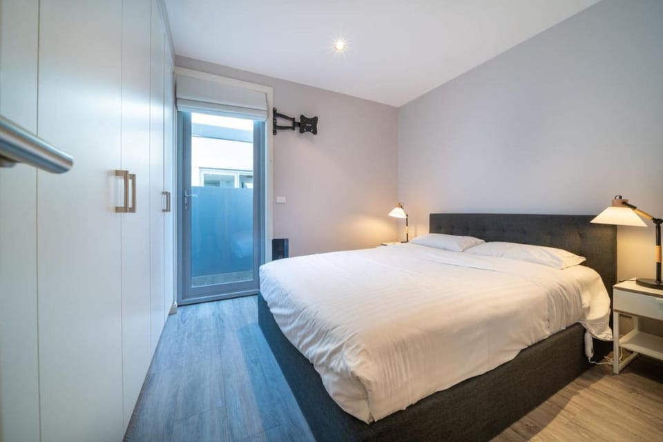 Bed, Bedroom, wardrobe