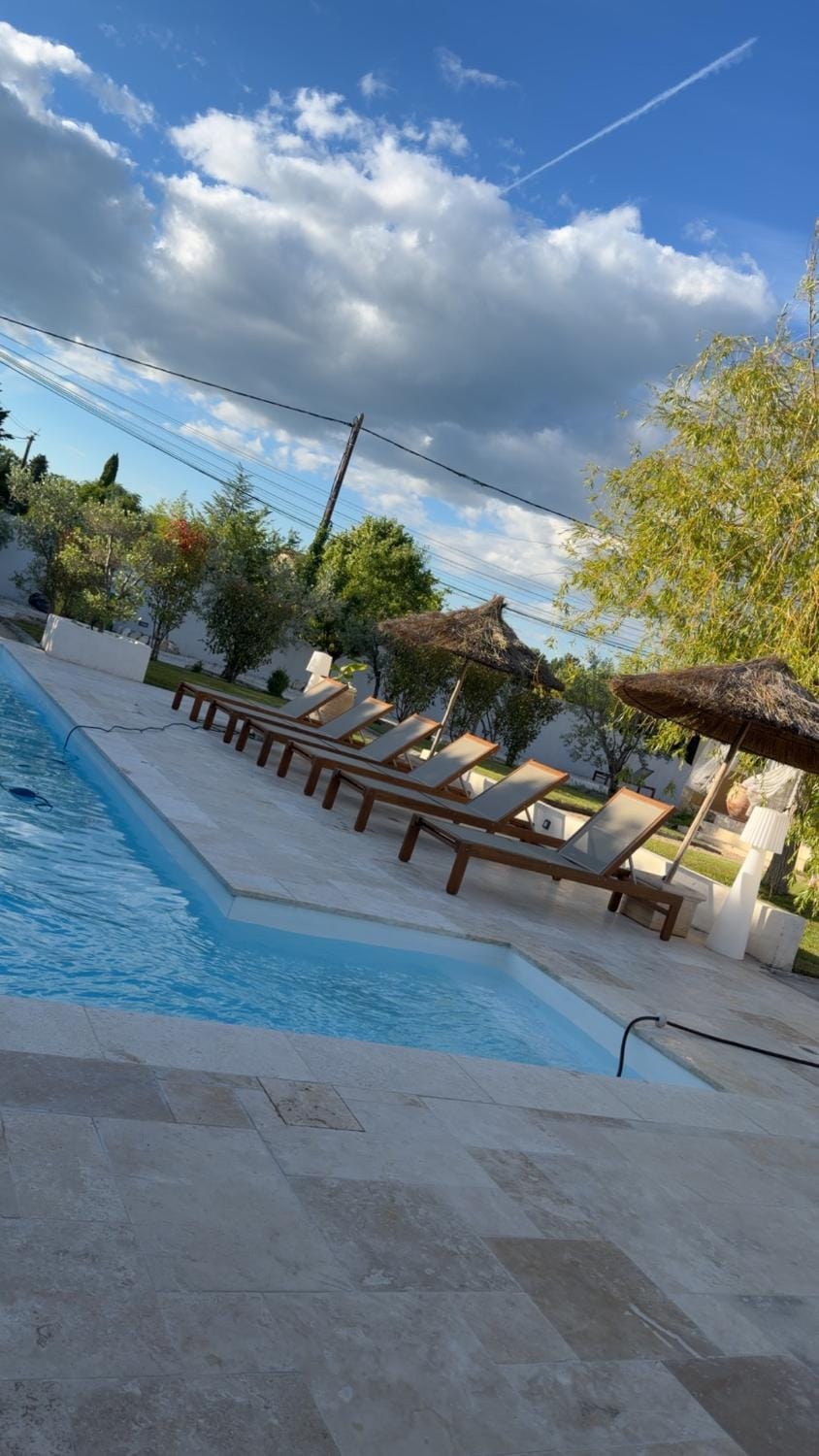 Magnifique villa familiale avec piscine Villa in Le Thor