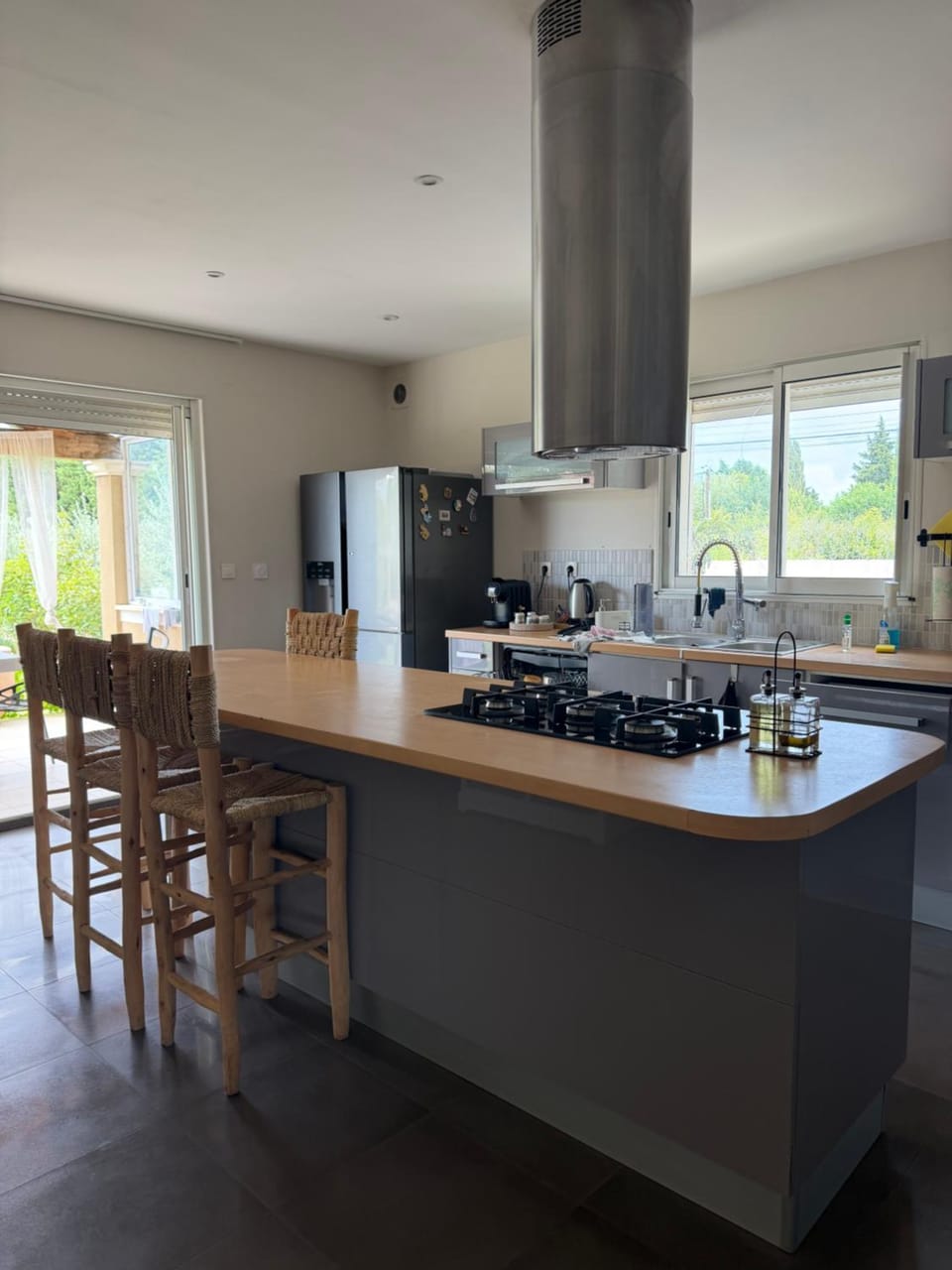 Magnifique villa familiale avec piscine Villa in Le Thor