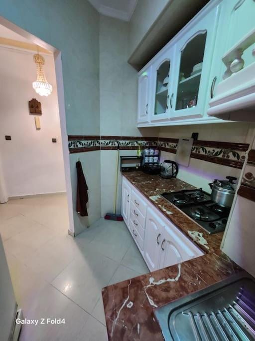 Kitchen or kitchenette, pet friendly, stove