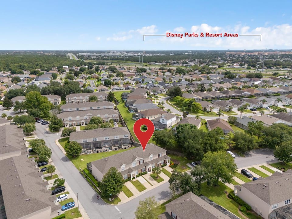 Vacation Fantasia - Mins to Disney - Pool & Hot Tub Villa in Four Corners