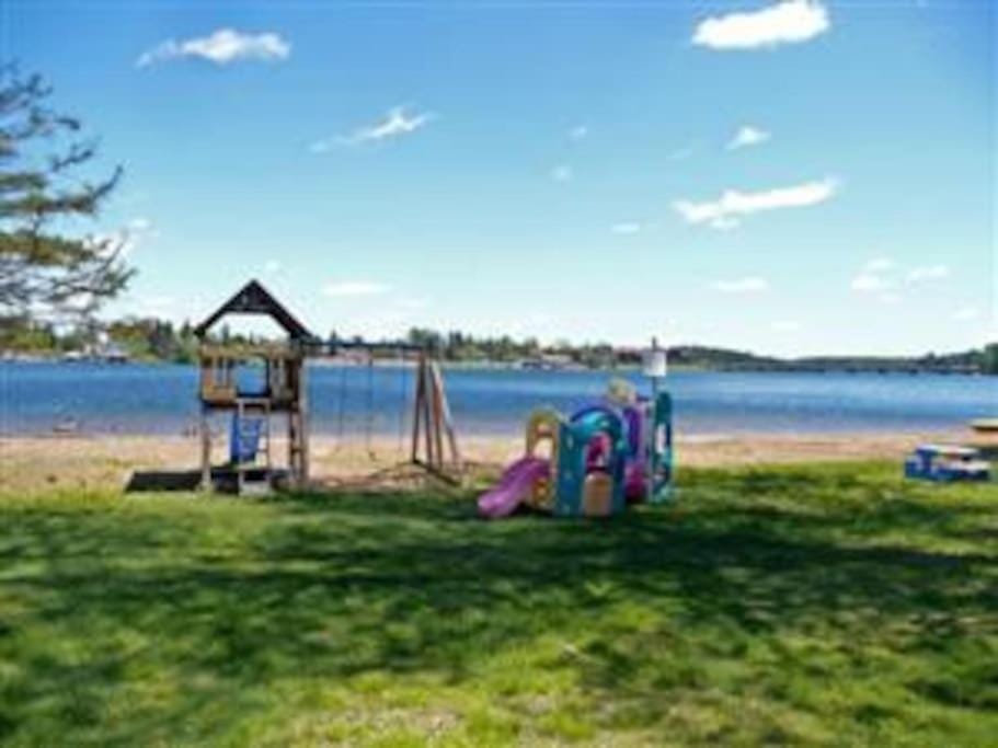 Nearby landmark, Activities