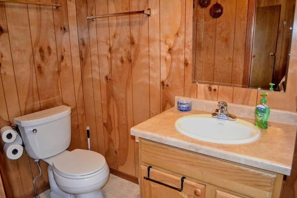 Bathroom, Bath