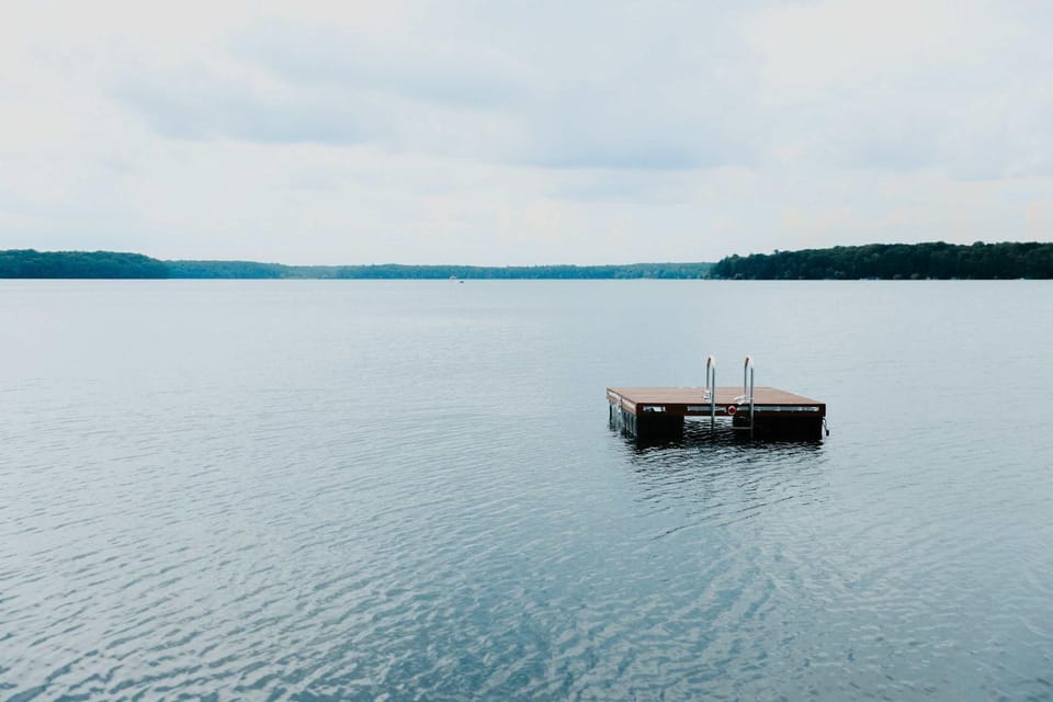 Nearby landmark, Activities