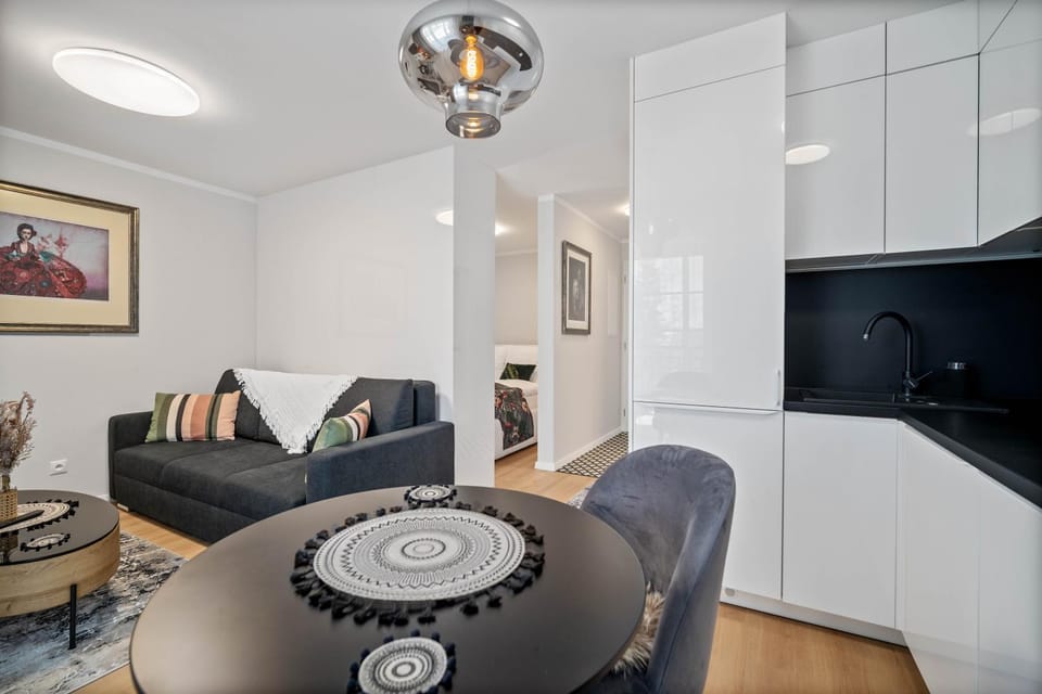 Living room, Bedroom, kitchen