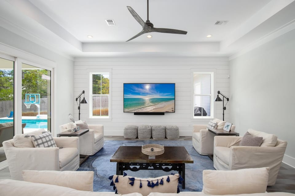 Golf Cart, Private Pool, Hot Tub, Two Beach Accesses House in South Walton County