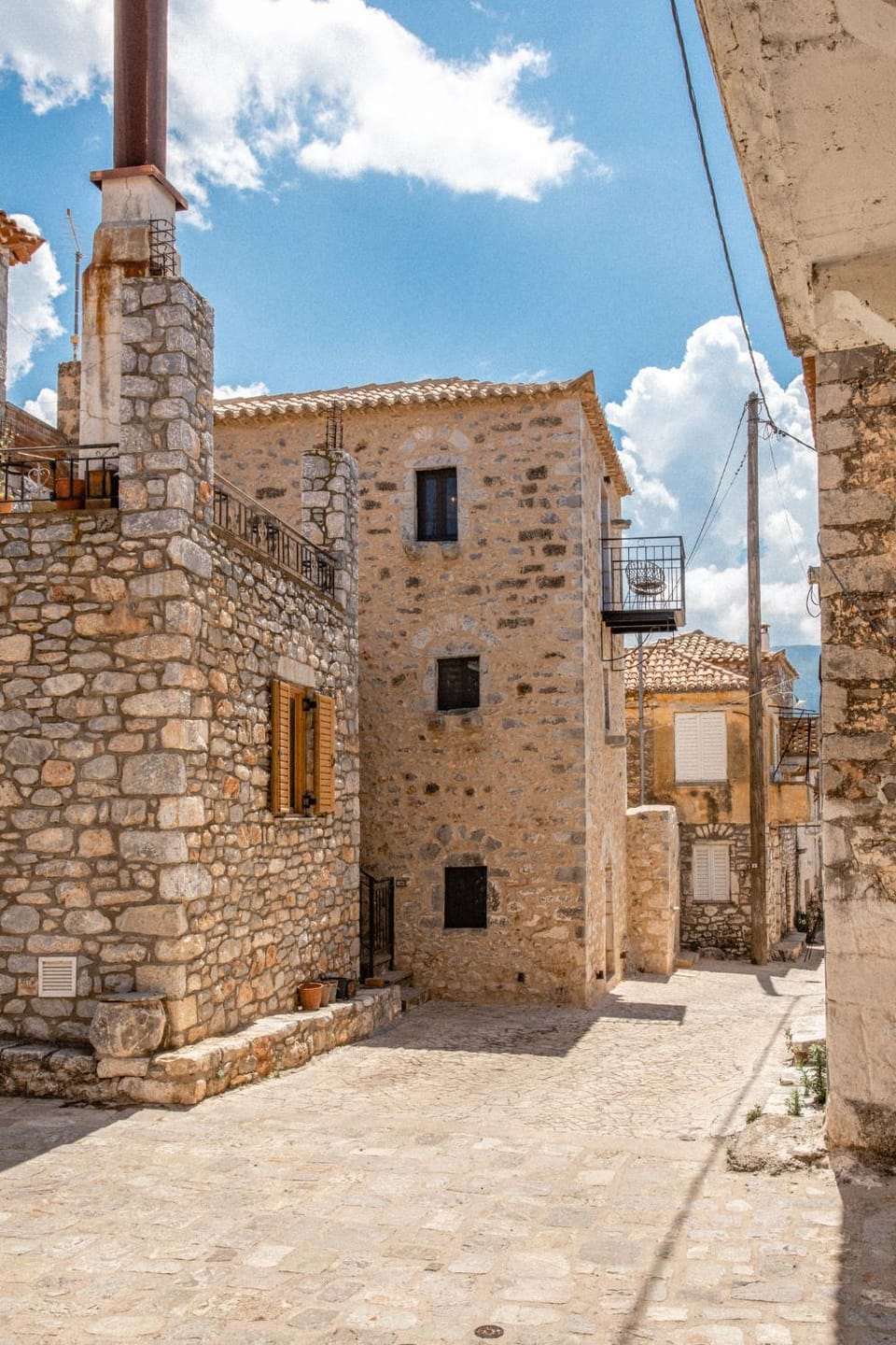 Hawk Tower Studio - Pyrgos Towers Complex Apartment in Messenia
