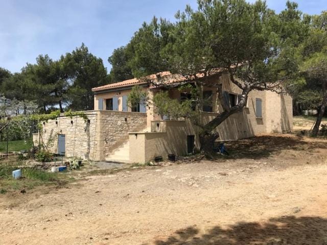 Gîte de L'Embuissonnade House in Provence-Alpes-Côte d'Azur